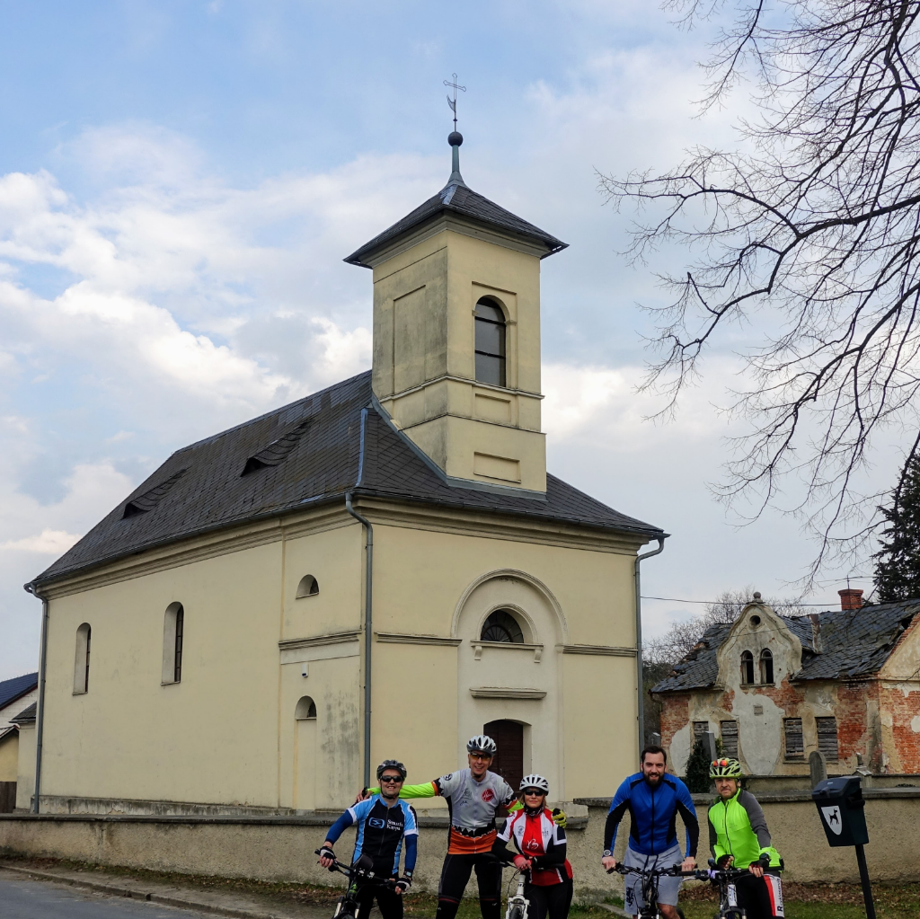 Kostel sv. Antonína Paduánského (Dubnice)