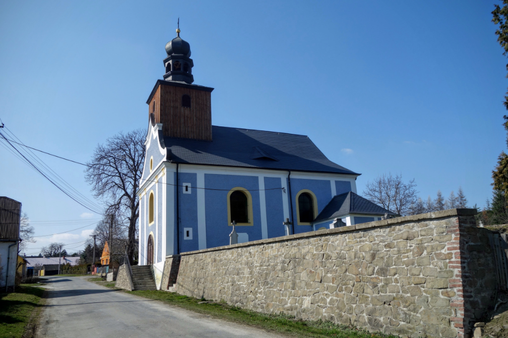 Kostel Býkov
