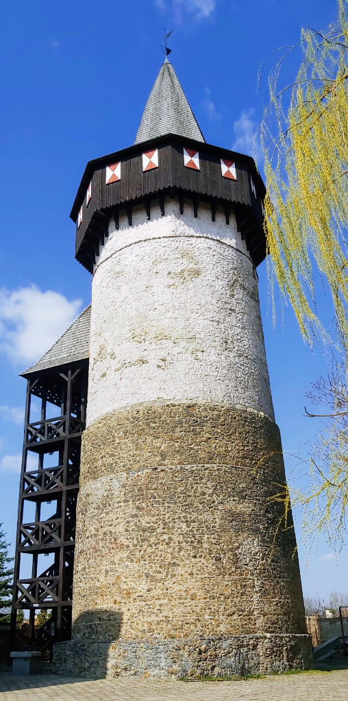 Wieża Woka (Wokova věž) Prudnik
